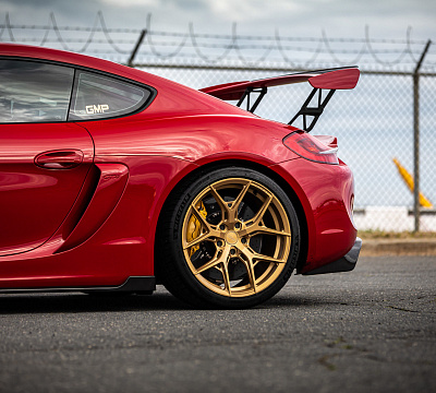 Фото дисков Vossen HF-5 на Porsche Cayman II