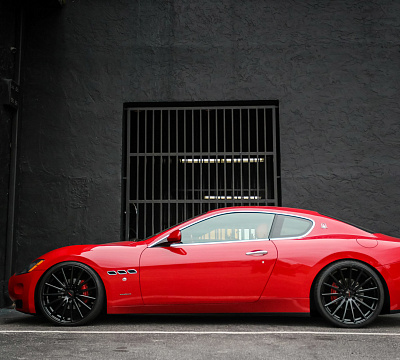 Фото дисков Vossen VFS-2 на Maserati GranTurismo I