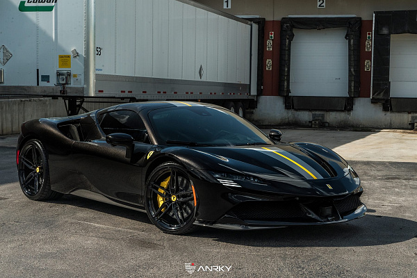 Фото дисков Anrky AN17 Черный глянец на Ferrari SF90