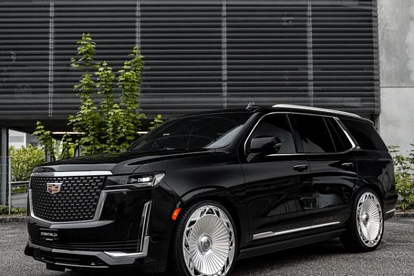 Фото дисков ST Wheels ST Luxury Полированный лак на Cadillac Escalade V