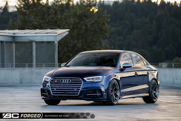 Фото дисков BC Forged HCS21 Глянцевый темный лак на Audi A/S/RS 3 (8V)