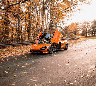 Фото дисков Strasse Wheels SV10M Deep Concave FS на McLaren 720S