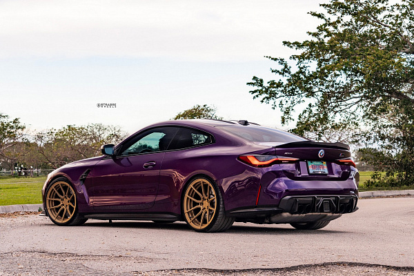 Фото дисков Strasse Wheels SV5 Deep Concave Duoblock Сатиновое золото на BMW 4/M4 (G22/G82)
