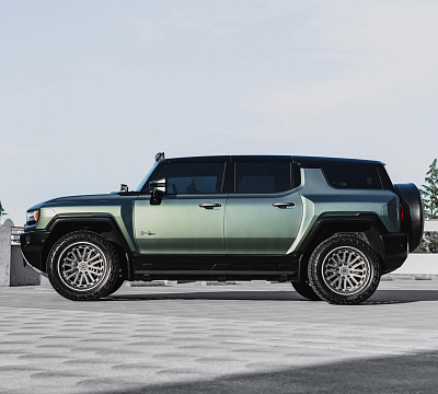 Фото дисков Brixton Forged BX03-M на GMC Hummer EV
