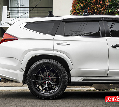 Фото дисков Vossen HF6-4 на Mitsubishi Pajero Sport III