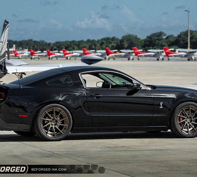 Фото дисков BC Forged HCA210 на Ford Mustang V