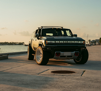 Фото дисков Vossen LCX-04 на GMC Hummer EV