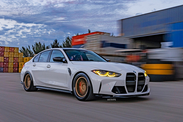 Фото дисков Strasse Wheels SV10-RS Deep Concave FS Сатиновое золото на BMW 3/M3 (G2x/G80)