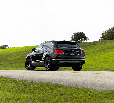 Фото дисков Vossen HF-2 на Bentley Bentayga