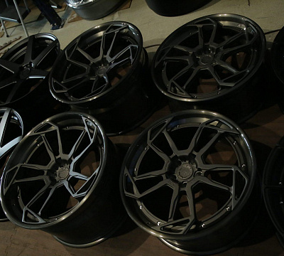 ADV.1 ADV5.3 Track Spec CS