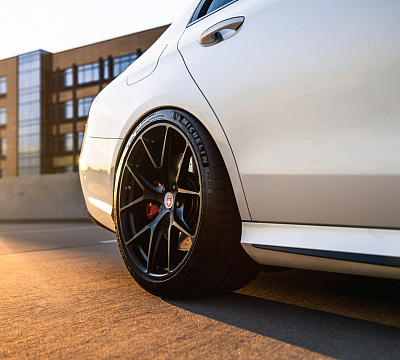 Фото дисков HRE P101 на Mercedes-Benz E-Class (W213, S213, C238)