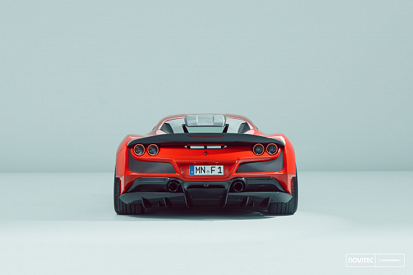 Фото дисков NOVITEC NF10 Черный глянец на Ferrari F8