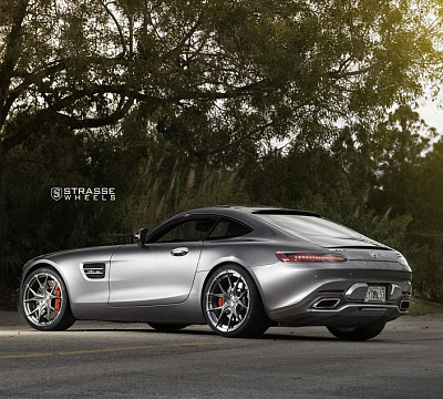 Фото дисков Strasse Wheels SM5R Deep Concave Monoblock на Mercedes-Benz AMG GT I