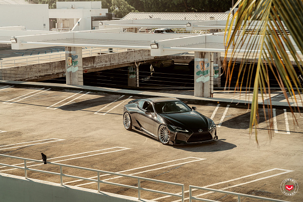 Фото дисков Vossen VPS-2 (3-Piece) Глянцевый лак на Lexus LC 500