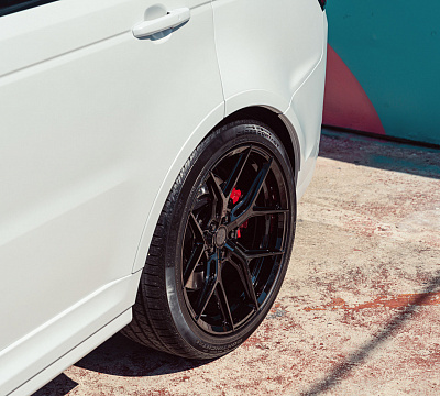 Фото дисков Vossen HF-5 на Land Rover Range Rover Sport II