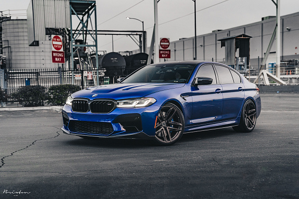 Фото дисков Brixton Forged BF01 Сатиновая темная бронза на BMW 5/M5 (G30/F90)