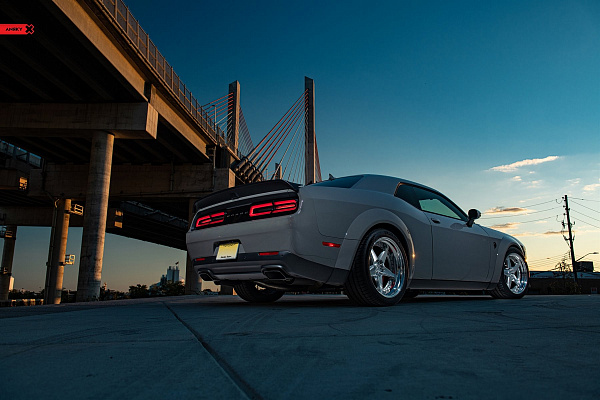 Фото дисков Anrky RS5 Глянцевый лак на Dodge Challenger III