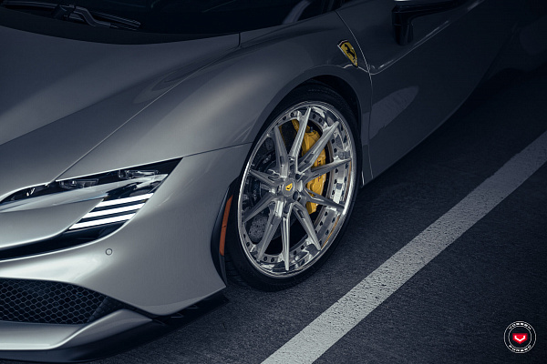 Фото дисков Vossen EVO-2R (3-Piece) Глянцевый лак на Ferrari SF90