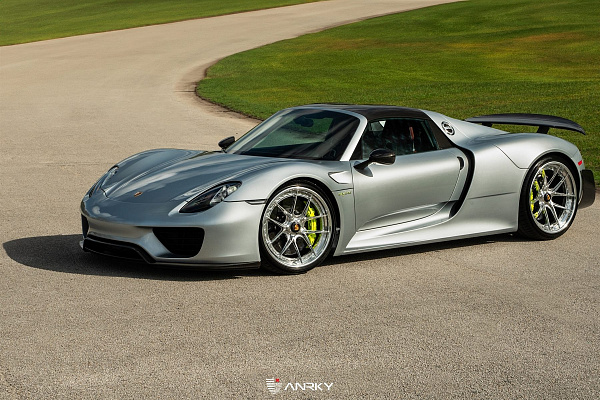 Фото дисков Anrky XR-301 Полированный лак на Porsche 918 Spyder