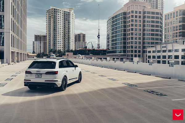 Audi SQ7 4M