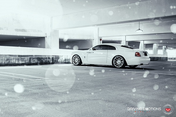 Фото дисков Vossen S17-12 Глянцевый тонированный лак на Rolls-Royce Wraith