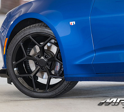 Фото дисков MRR M228 на Chevrolet Camaro VI