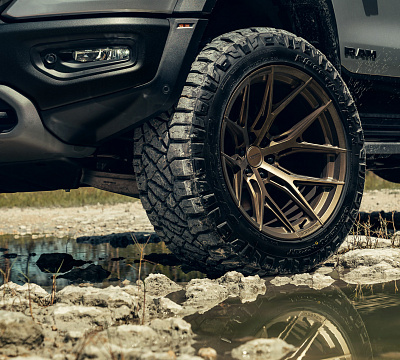 Фото дисков Vossen HF6-4 на Ram 1500 V