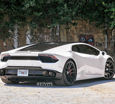 Фото дисков Strasse Wheels SV1 Deep Concave Monoblock на Lamborghini Huracan