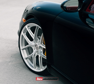 Фото дисков HRE P101SC на Porsche 911 VI