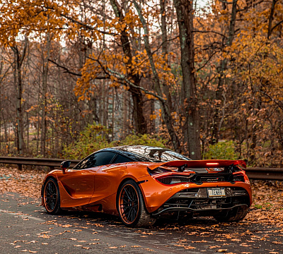 Фото дисков Strasse Wheels SV10M Deep Concave FS на McLaren 720S