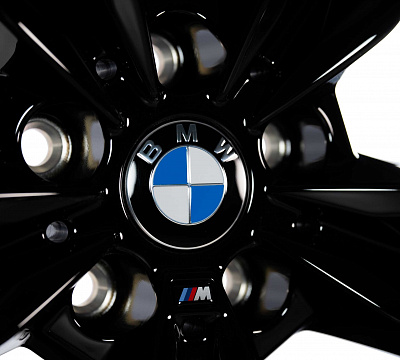 BMW 718M