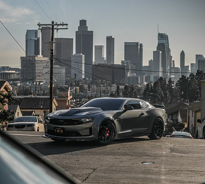 Фото дисков MRR M755 на Chevrolet Camaro VI