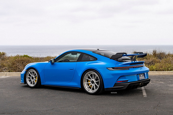 Фото дисков Strasse Wheels SV10 Deep Concave FS Глянцевый лак на Porsche 911 VIII