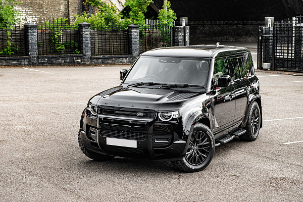 Фото дисков Kahn RS 3.0 Черный сатин на Land Rover Defender II