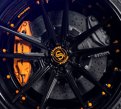 Фото дисков Strasse Wheels SV1 Deep Concave FS на McLaren 570S