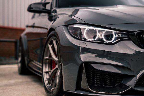 Фото дисков Bola FP2 Глянцевый тонированный лак на BMW 3/M3 (F3x/F80)