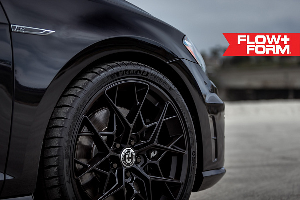 Фото дисков HRE FF10 Черный сатин на Volkswagen Golf VIII