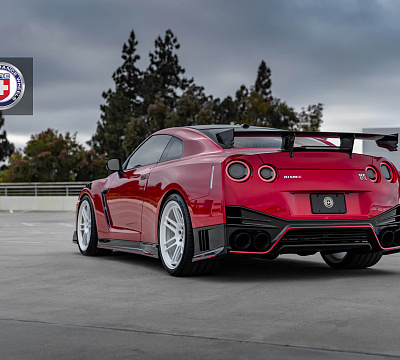 Фото дисков HRE 312 GTS на Nissan GT-R