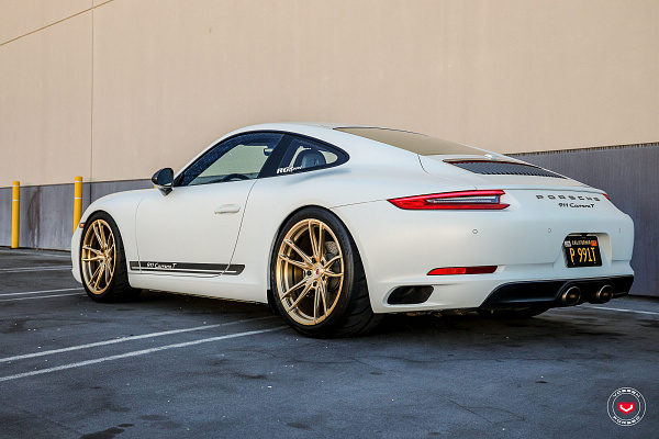 Фото дисков Vossen S17-06 Глянцевая шампань на Porsche 911 VII