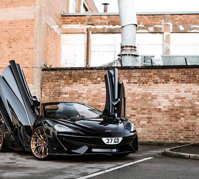 Фото дисков Brixton Forged PF10 на McLaren 570S