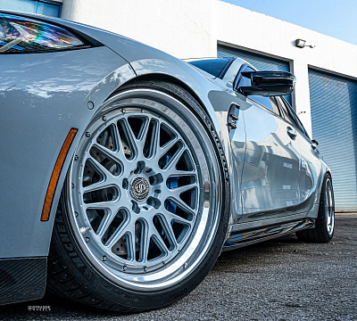 Фото дисков Strasse Wheels SM10 Track на BMW 3/M3 (G2x/G80)