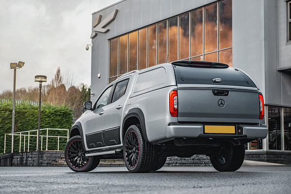 Фото дисков Kahn Kahn RS Черный сатин на Mercedes-Benz X-Class