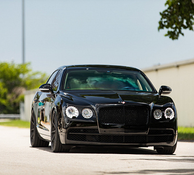 Фото дисков Vossen M-X2 на Bentley Flying Spur II