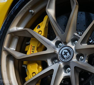 Фото дисков HRE P201 на Ferrari 488