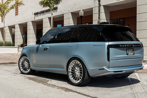 Фото дисков HRE S209H Полированный лак на Land Rover Range Rover V