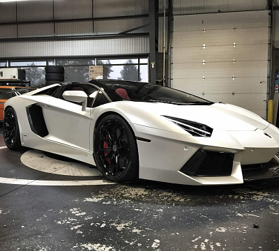 Фото дисков HRE P201 на Lamborghini Aventador
