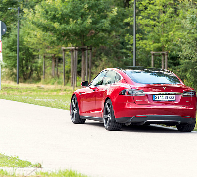 Фото дисков Vossen CV3 на Tesla Model S