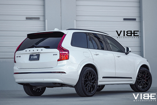 Фото дисков Vossen HF-2 Черный глянец на Volvo XC90 II
