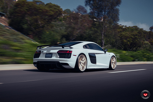 Фото дисков Vossen VPS-4 Глянцевая шампань на Audi R8 (4S)