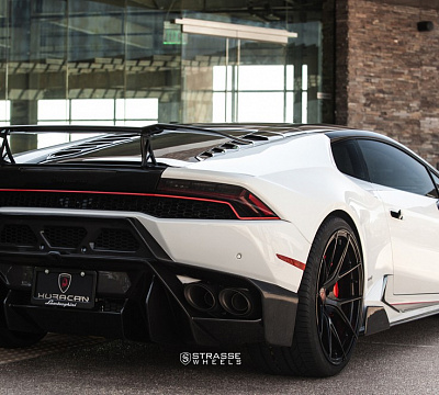 Фото дисков Strasse Wheels SM5R Deep Concave Monoblock на Lamborghini Huracan